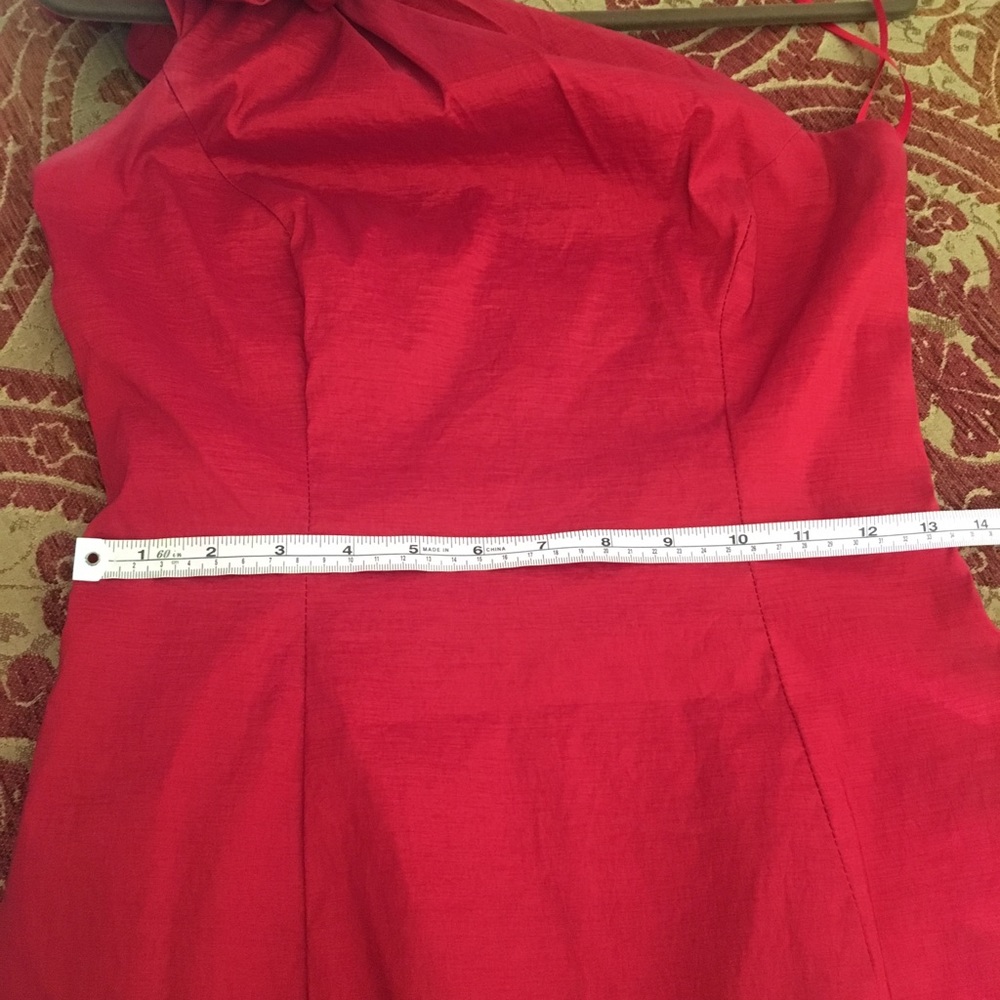 Caché Beautiful Red dress - Picture 4 of 5